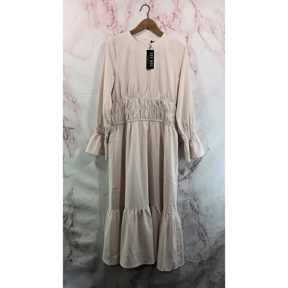 Lev NYC Dress Womens Medium Pale Pink Floral Maxi Midi Pastel Peasant Tiered
